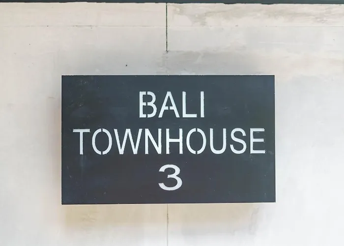 Bali Townhouse 3 - Modern 2br With Pool - Perfect Location * Canggu (Bali)