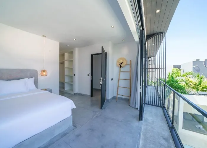 Villa Bali Townhouse 3 - Modern 2br With Pool - Perfect Location *