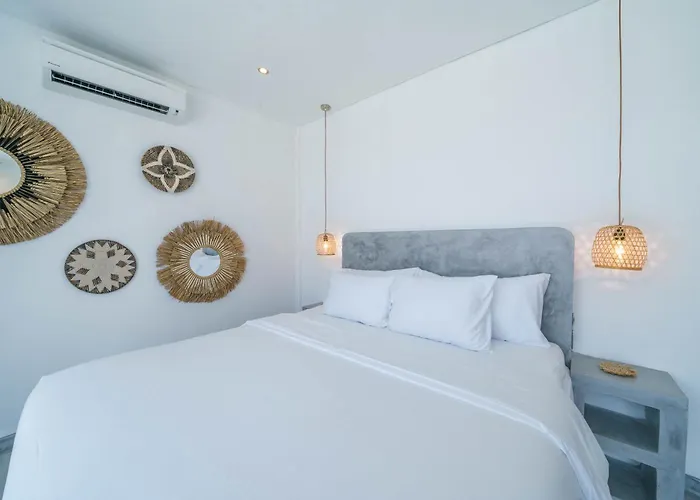 Bali Townhouse 3 - Modern 2br With Pool - Perfect Location Canggu (Bali)