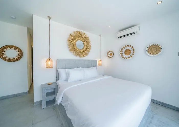 Villa Bali Townhouse 3 - Modern 2br With Pool - Perfect Location