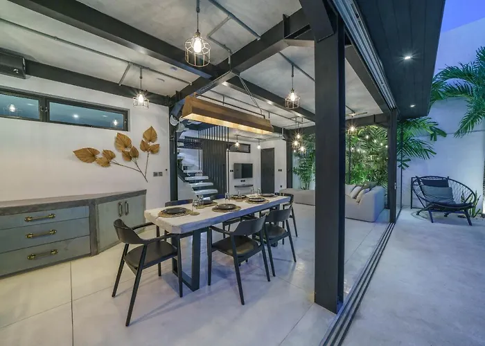 Bali Townhouse 3 - Modern 2br With Pool - Perfect Location *